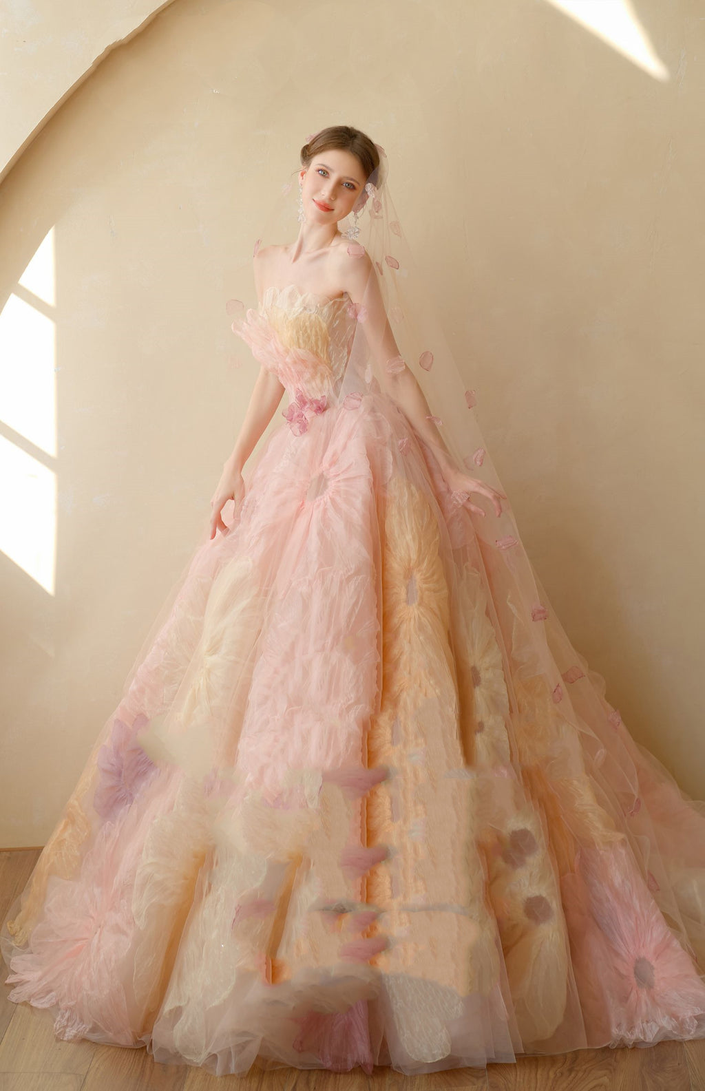 Wedding Dress Skirt Train Bride Performance Art